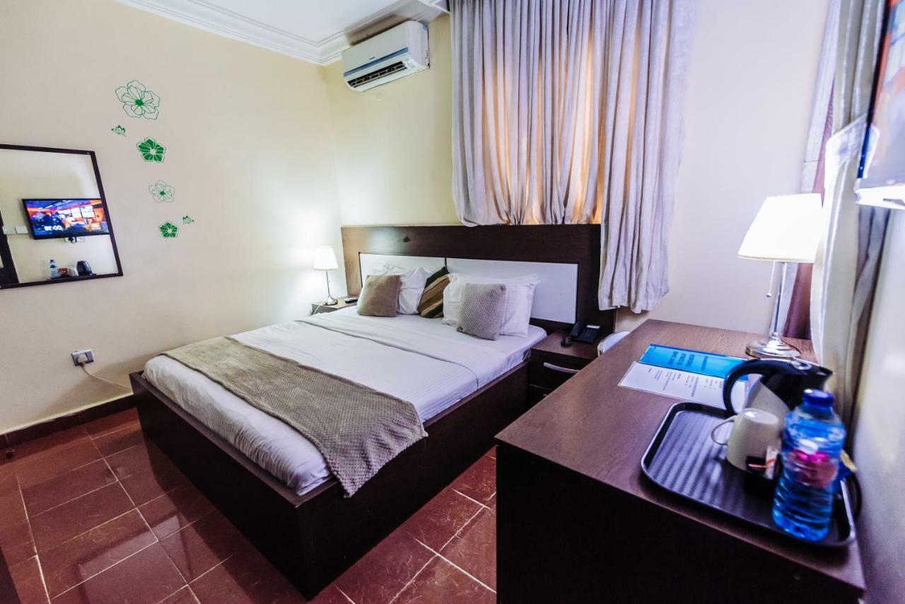 Tranquil Mews Hotel Jabi Exterior foto