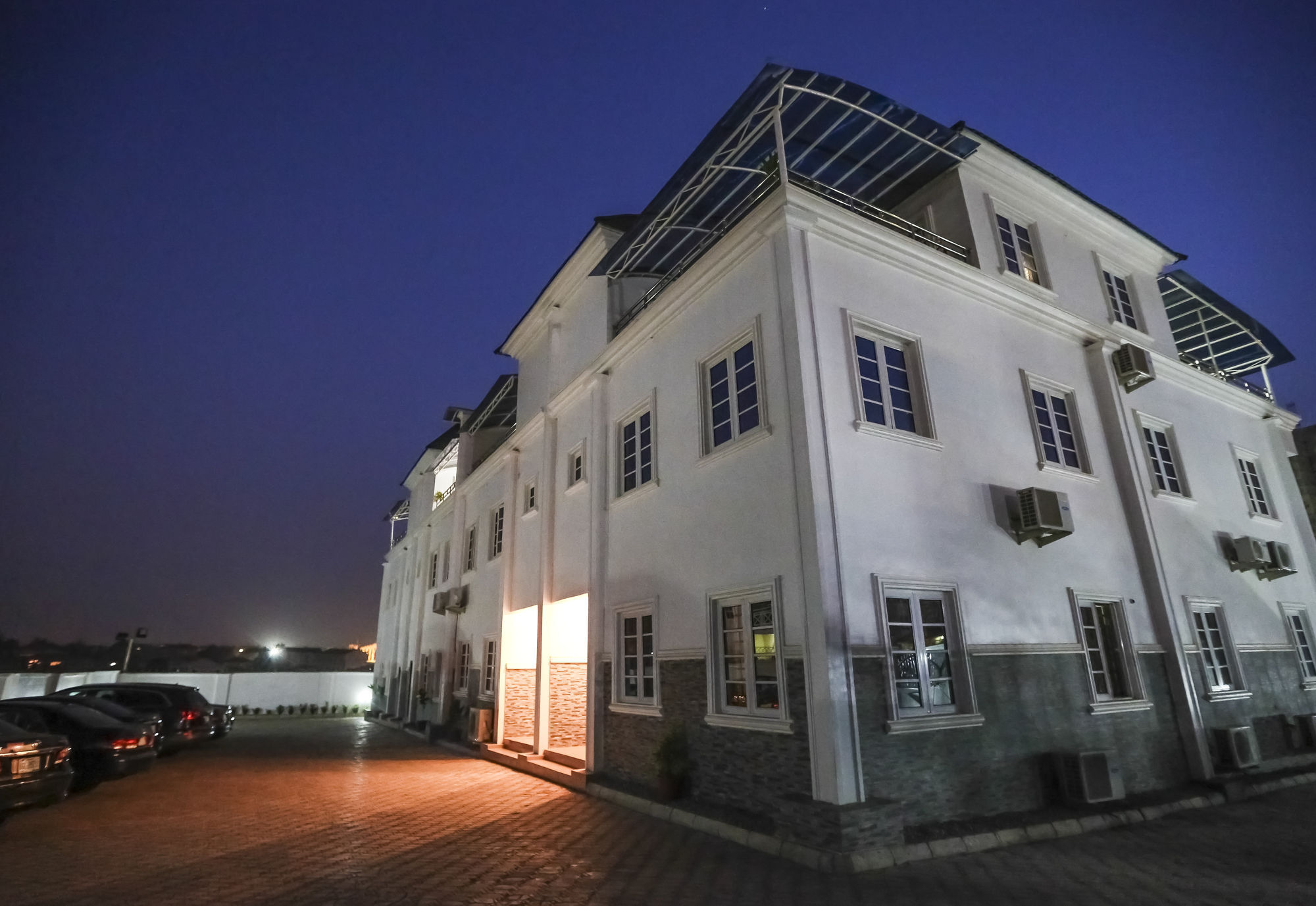 Tranquil Mews Hotel Jabi Exterior foto